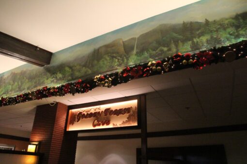 Sequoia Lodge Indoor Decorations