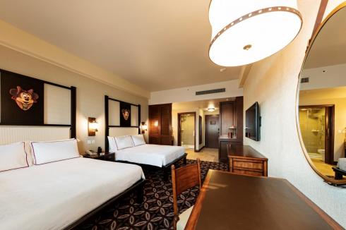 HKDL Disney Explorers Lodge