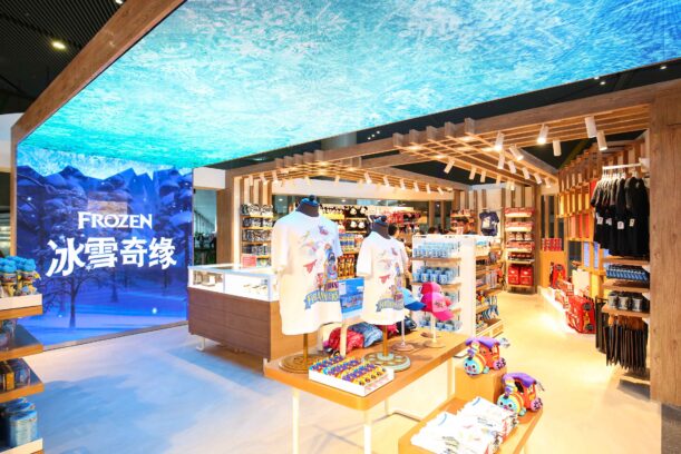 Shanghai Disney Resort Shanghai Hongqiao International Airport Two New Merchandise Locations