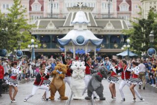 Disneyland Paris - Tuesday is a Guest Star Day - The Aristocats