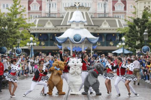 Disneyland Paris - Tuesday is a Guest Star Day - The Aristocats