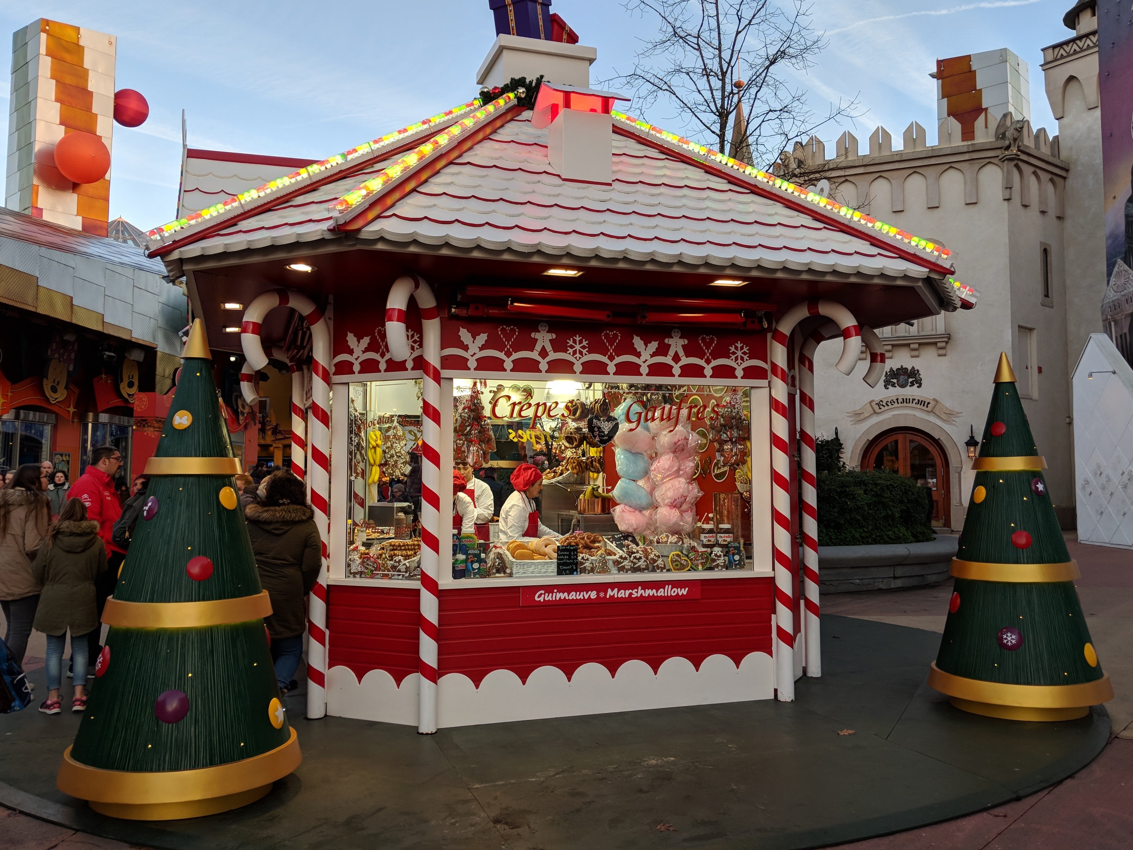 Disneyland Paris - Christmas 2017 - Disney Village
