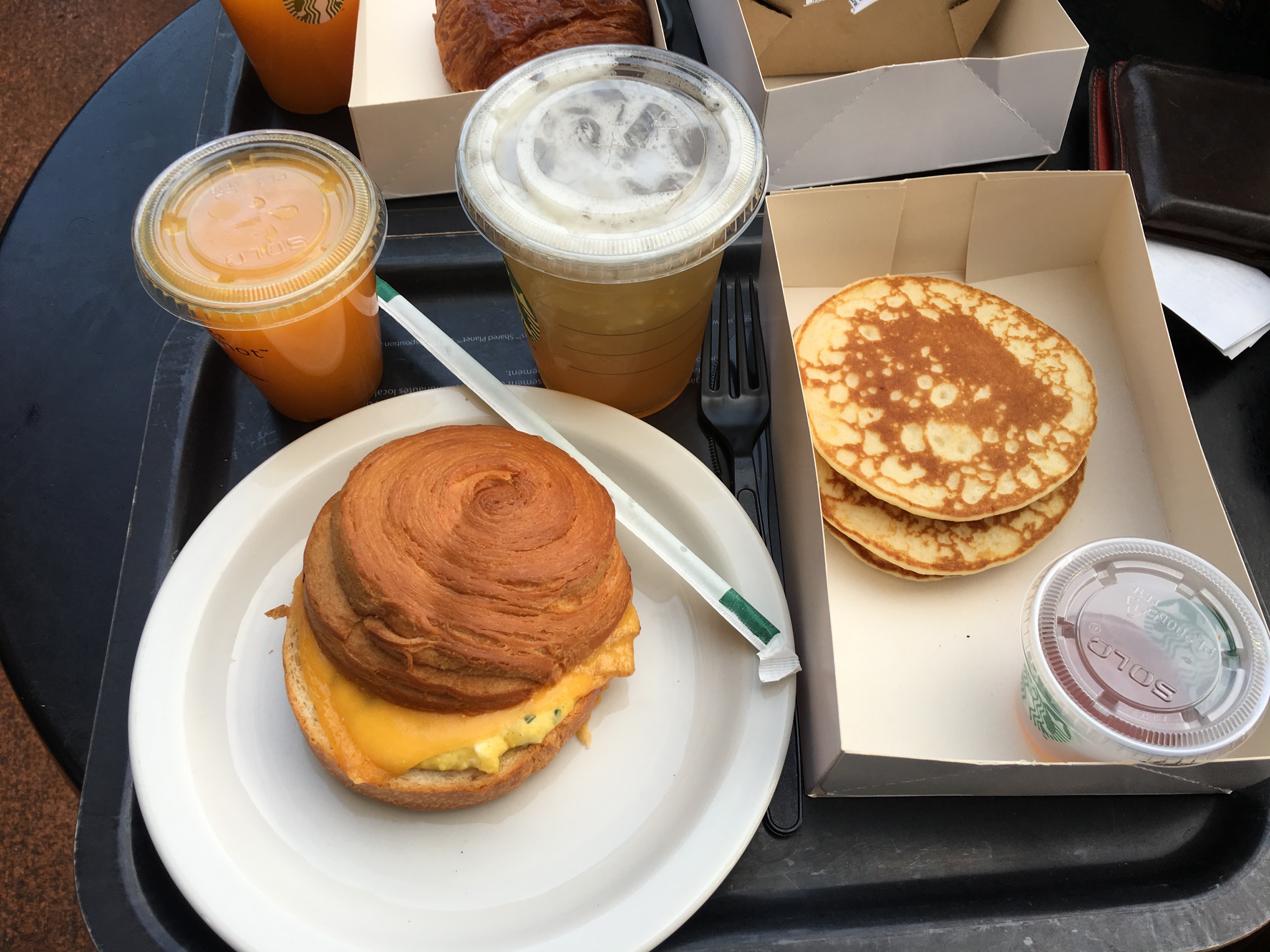 Disneyland Paris - Starbucks breakfast 2