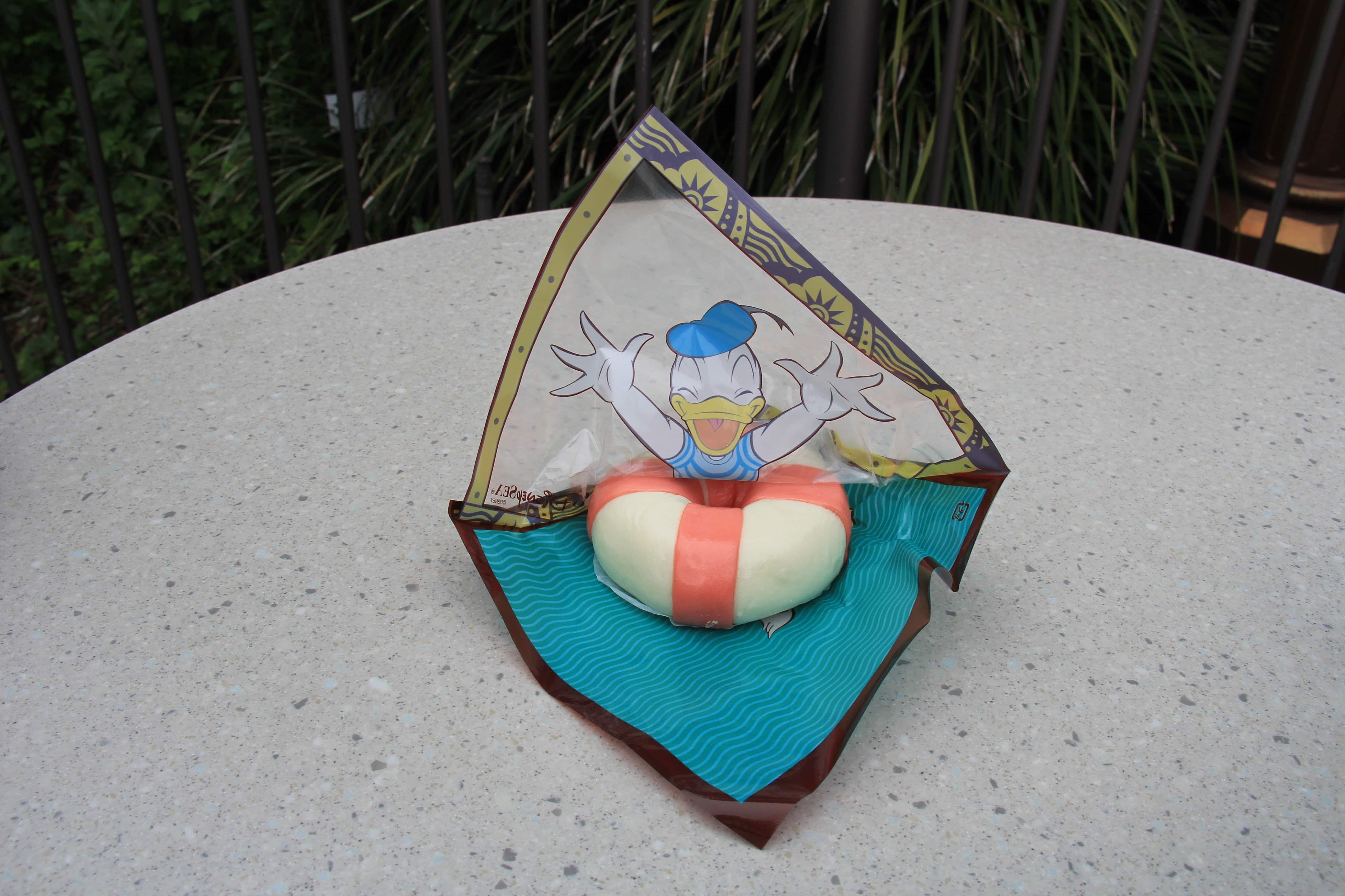 Tokyo DisneySea - うきわ - Ukiwa Bun - Donald Duck