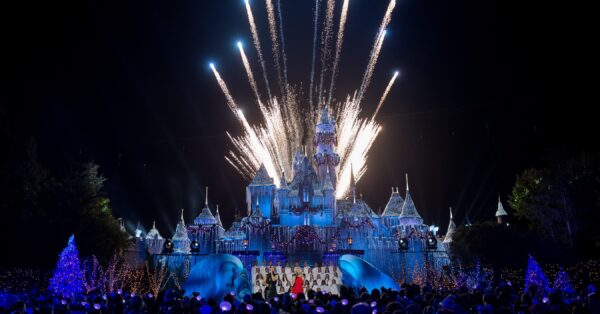 Walt Disney World - ABCs 2017 The Wonderful World of Disney Magical Holiday Celebration (11)