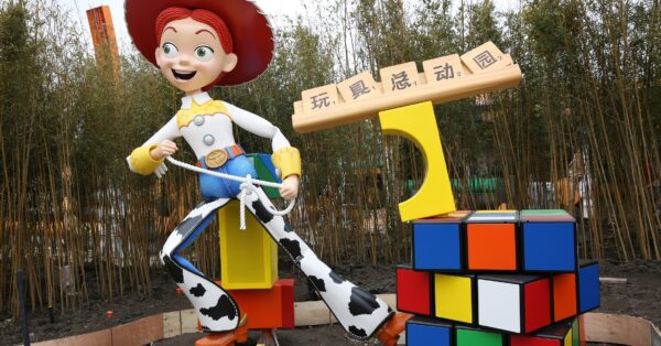 Shanghai Disney Resort - Toy Story Land - Jessy (close-up)