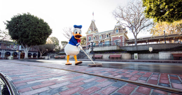 Disneyland - New Brick Work Donald Duck Main Street USA