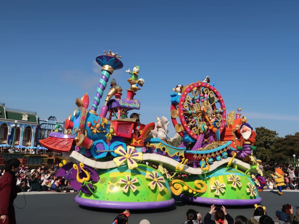 Photos Happiness Is Here Parade At Tokyo Disneyland Travel To The Magic