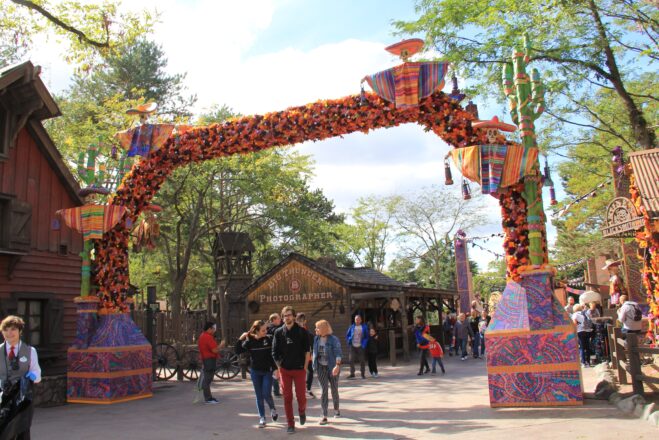Disneyland Paris - Dia de Muertos Decorations - Coco 2018