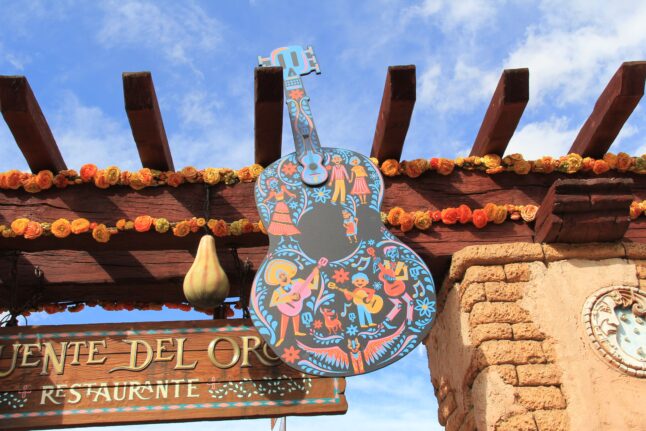 Disneyland Paris - Dia de Muertos Decorations - Coco 2018