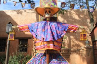 Disneyland Paris - Dia de Muertos Decorations - Coco 2018