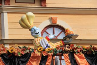 Disneyland Paris - Halloween Decorations 2018 (26)