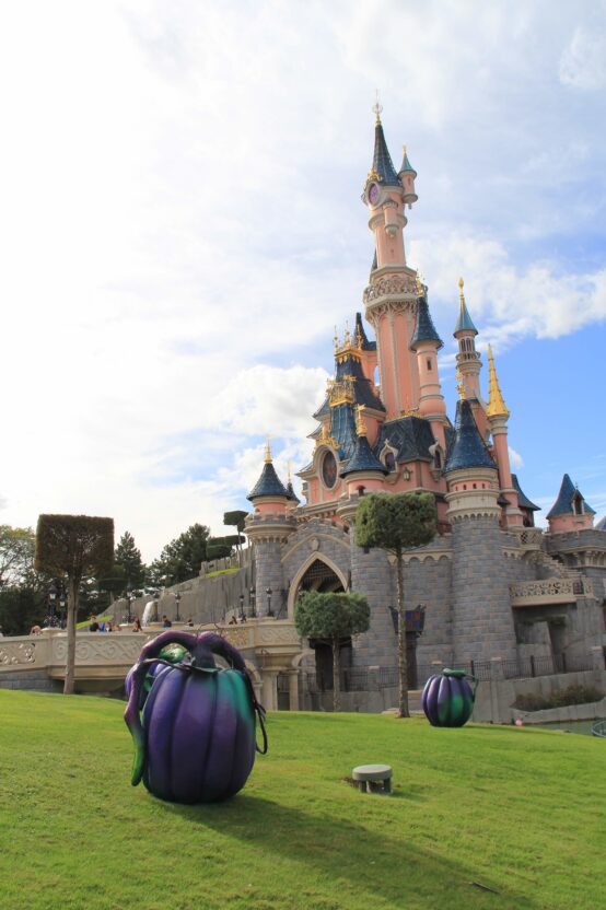 Disneyland Paris - Halloween Decorations 2018