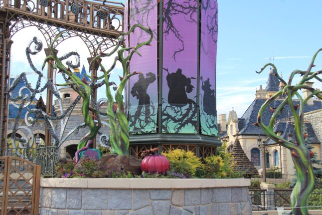 Disneyland Paris - Halloween Decorations 2018