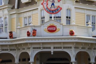 Disneyland Paris - Halloween Decorations 2018