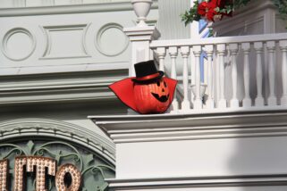 Disneyland Paris - Halloween Decorations 2018