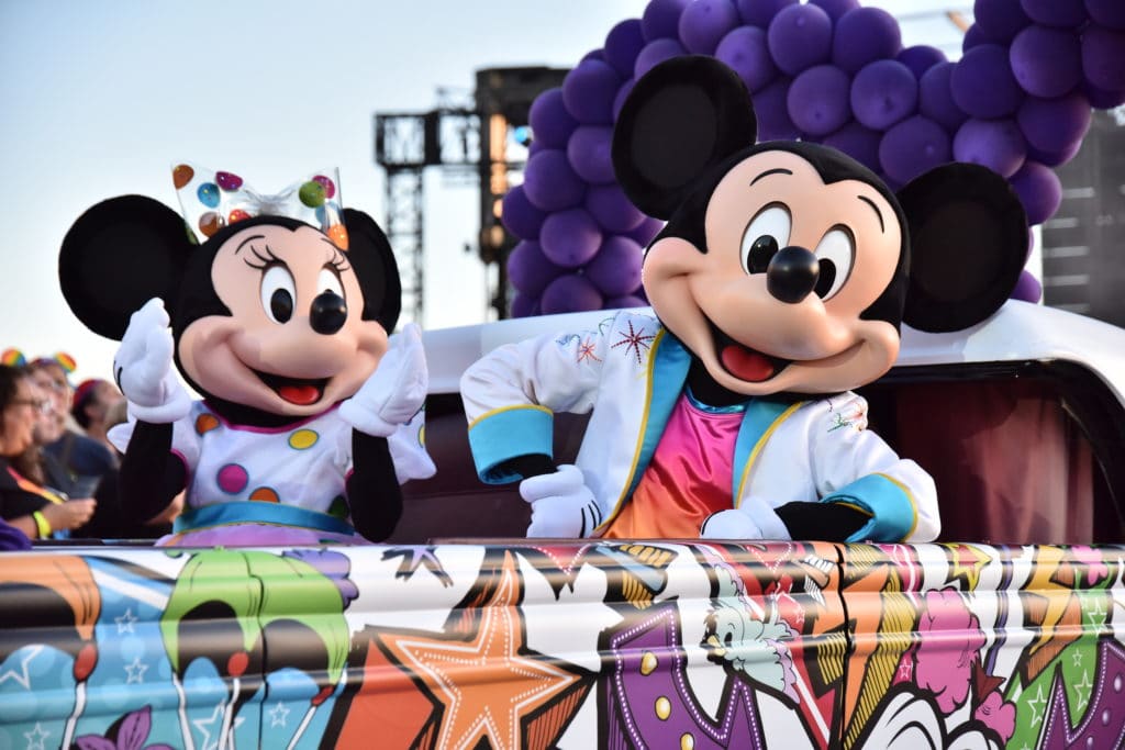 Disneyland Paris - Pride - Mickey and Minnie Float
