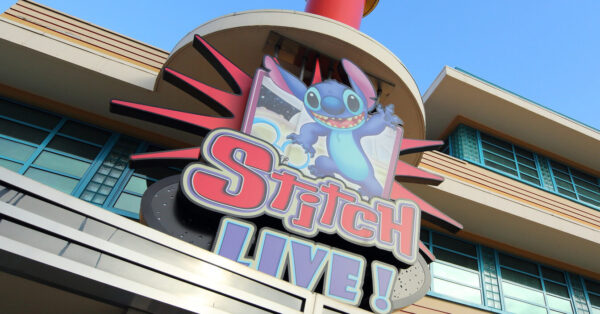 Disneyland Paris - Stitch LIve