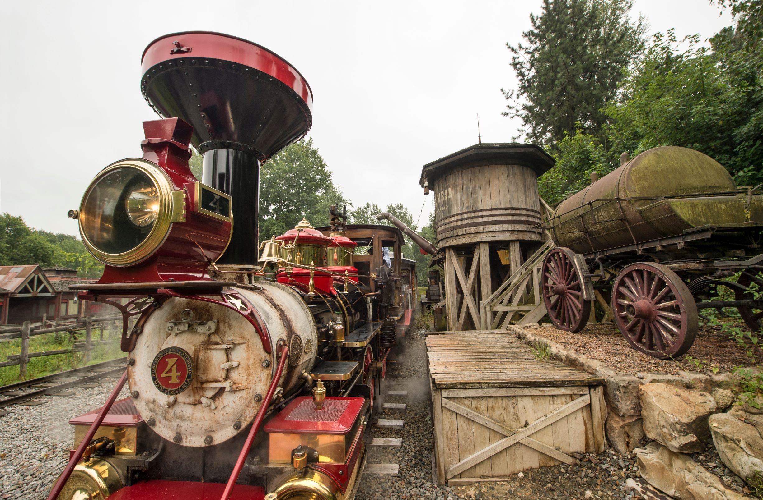The Trains of Disneyland Paris Travel to the Magic